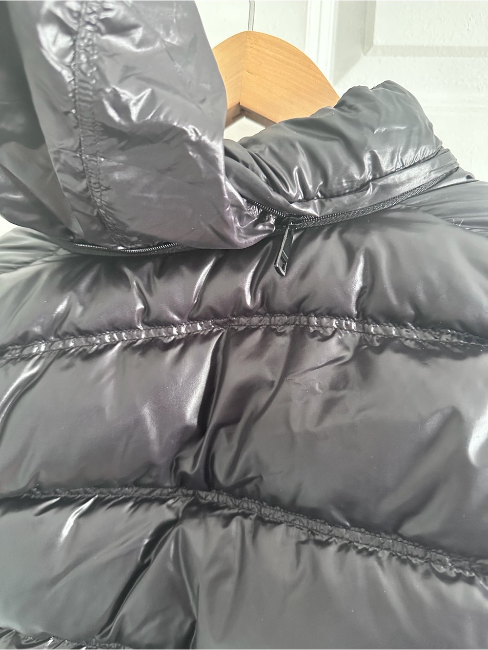 Burberry Black Gloss Quilted Puffer Jacket with Hood - Picture 10 of 14